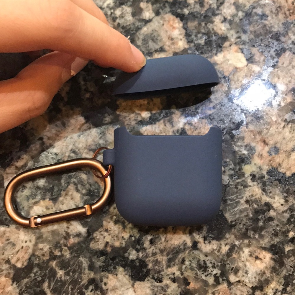 AirPod Case with keychain attachment